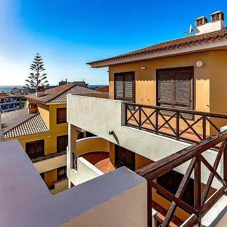 Ξενοδοχείο με διαμερίσματα Apto Con Piscina, Terraza Privada & Ac *