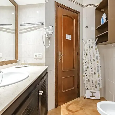 Apto Con Piscina, Terraza Privada & Ac San Miguel de Abona